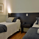 Entorno acogedor antes explorar cercanias llenas