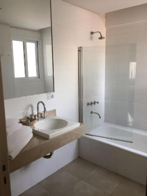 Unos Metros De La Principal Calle Peatonal Tendras Hotel Cervantes