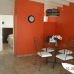 Zumos ademas apart ofrece servicios como piscina