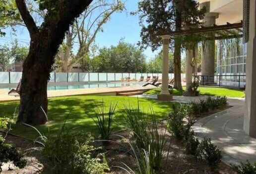 Alojamiento Excepcional Este Moderno Apartamento De 1 Dormitorio Alquiler Departamento Torre Leloir En Ciudad De Mendoza Mendoza Argentina