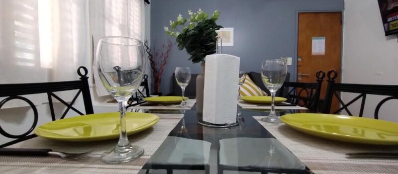 Busca De Una Escapada Romantica O Viajeros Solos Alquiler Departamento 656 Avenida Godoy Cruz Planta Baja