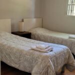 Cocina Completa Sala De Estar Y Bano Con Alquiler Departamento Frente A Plaza Independencia En Ciudad De Mendoza Mendoza Argentina