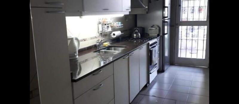 Con Cocina Totalmente Equipada Wifi Gratis Aire Acondicionado Alquiler Departamento Cerca Del Centro En Ciudad De Mendoza Mendoza Argentina