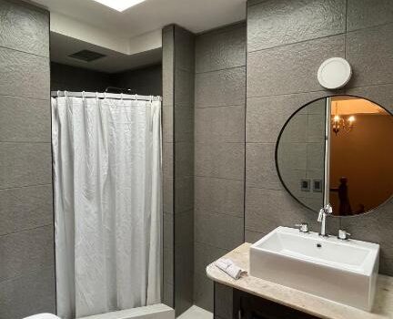 Con Facil Acceso A Bares Restaurantes Y Atracciones Alquiler Casa Aristides Lodge En Ciudad De Mendoza Mendoza Argentina