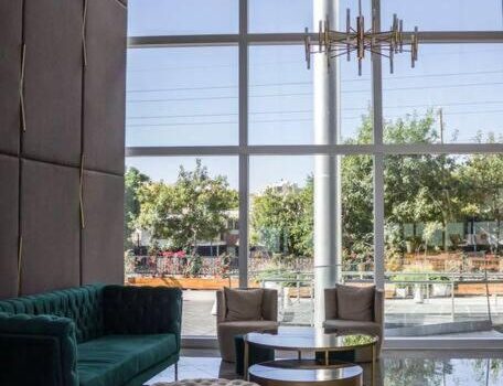 Con Facil Acceso Al Transporte Publico Podras Explorar Alquiler Departamento Torre Leloir En Ciudad De Mendoza Mendoza Argentina