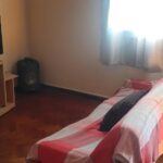 Servicios streaming y bano compartido departamento