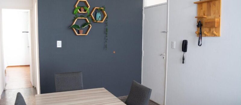 Con Un Amplio Y Luminoso Espacio De 150 Alquiler Departamento 1936 Federico Moreno En Ciudad De Mendoza Mendoza Argentina