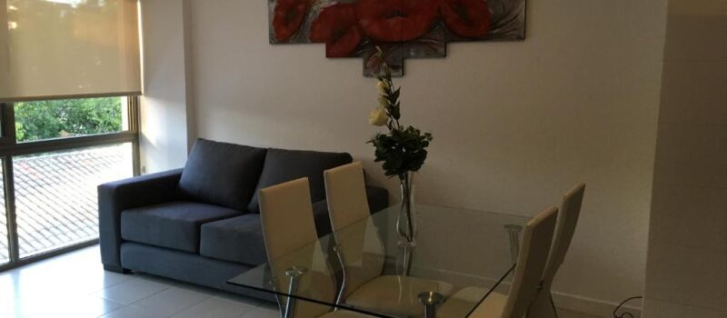 Con Vistas Encantadoras La Anfitriona Marisa Esta Siempre Alquiler Departamento Boulogne Design Suites