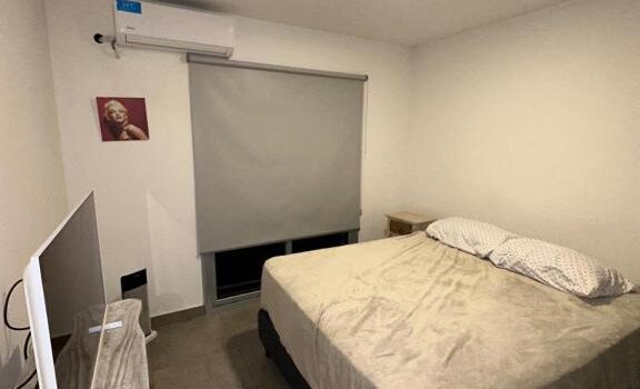 De Cama Se Ofrecen Y El Alojamiento Cuenta Alquiler Departamento Aristobulo Del Valle 350