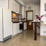 Dormitorio acogedor sala estar luminosa cocina totalmente departamento argentina