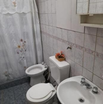 Entre Otros Alquiler Casa Sobre La Ruta Del Vino Con Cochera En Ciudad De Mendoza Mendoza Argentina