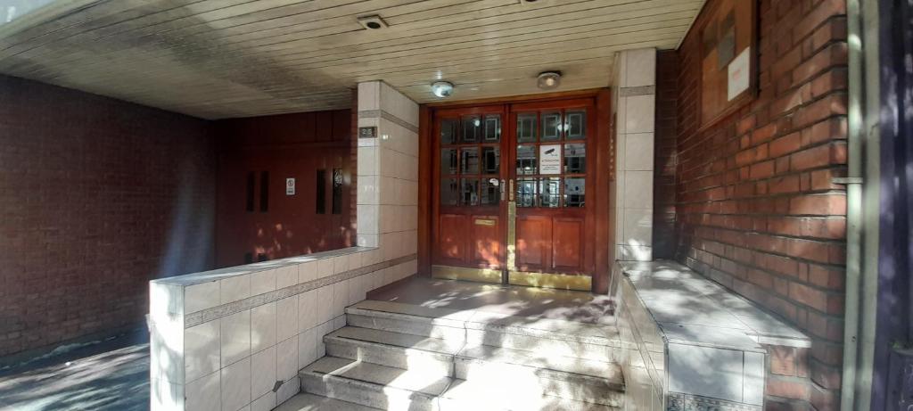 Es Tu Hogar Temporal En Mendoza Con Su Alquiler Departamento 25 Ln Alem En Ciudad De Mendoza Mendoza Argentina
