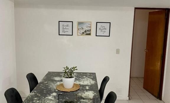 Permite Explorar Facilmente La Plaza De La Independencia Alquiler Departamento Mza Edificio Antiguo