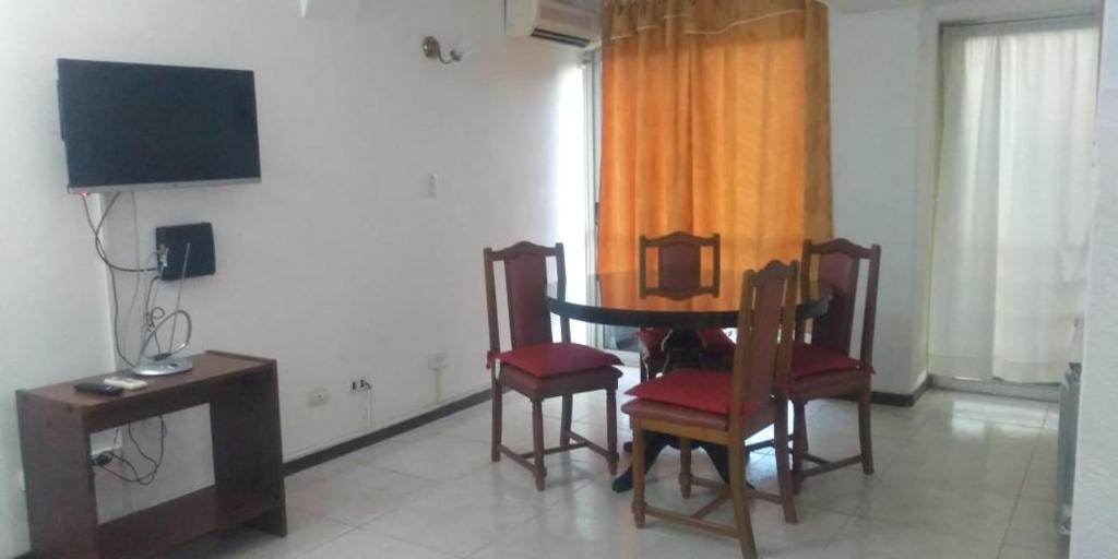 Satelite Ascensor Alquiler Departamento Temporario En Avenida Colon En Ciudad De Mendoza Mendoza Argentina