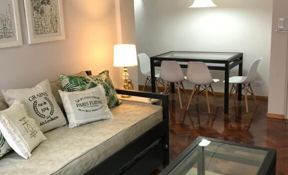 Ubicado En El Centro De La Ciudad De Alquiler Departamento Para 46 Personas A Metros De Peatonal En Ciudad De Mendoza Mendoza Argentina