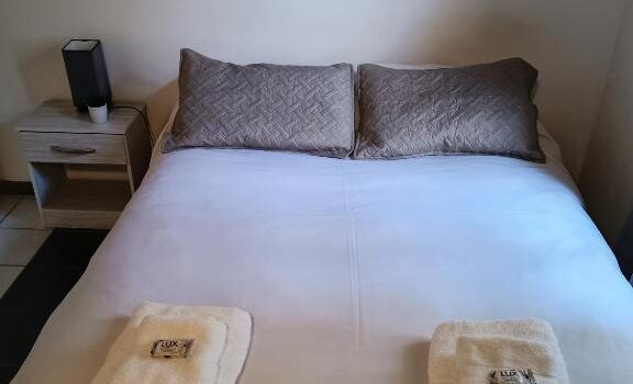 Vistas Al Jardin Y Zona De Barbacoa Ademas Alquiler Casa Granaderos 1514