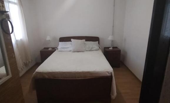 Wifi Gratis Estacionamiento Gratis Cocina Bien Equipada Balcon Alquiler Departamento Blanco En Ciudad De Mendoza Mendoza Argentina