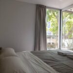 Y bano privado incluye banera y departamento argentina