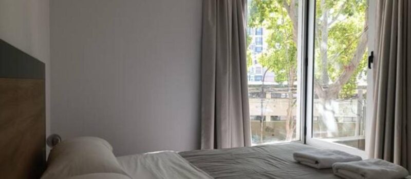 Y El Bano Privado Incluye Una Banera Y Alquiler Departamento Roca Quinta Seccion En Ciudad De Mendoza Mendoza Argentina