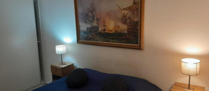 Cuenta Con Dos Acogedores Dormitorios Equipados Con Ropa Alquiler Departamento Fantastico En Paso De Los Andes 479 En Ciudad De Mendoza Mendoza Argentina