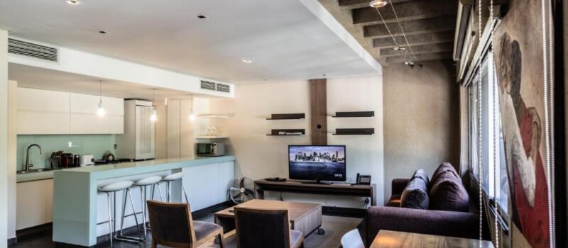 Detalle Se Refleja En La Tv De Pantalla Alquiler Departamento La Sofia Apart Wines En Ciudad De Mendoza Mendoza Argentina