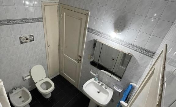 Equipada Incluyendo Horno Microondas Y Nevera Con Aparcamiento Alquiler Departamento Silvia En Ciudad De Mendoza Mendoza Argentina