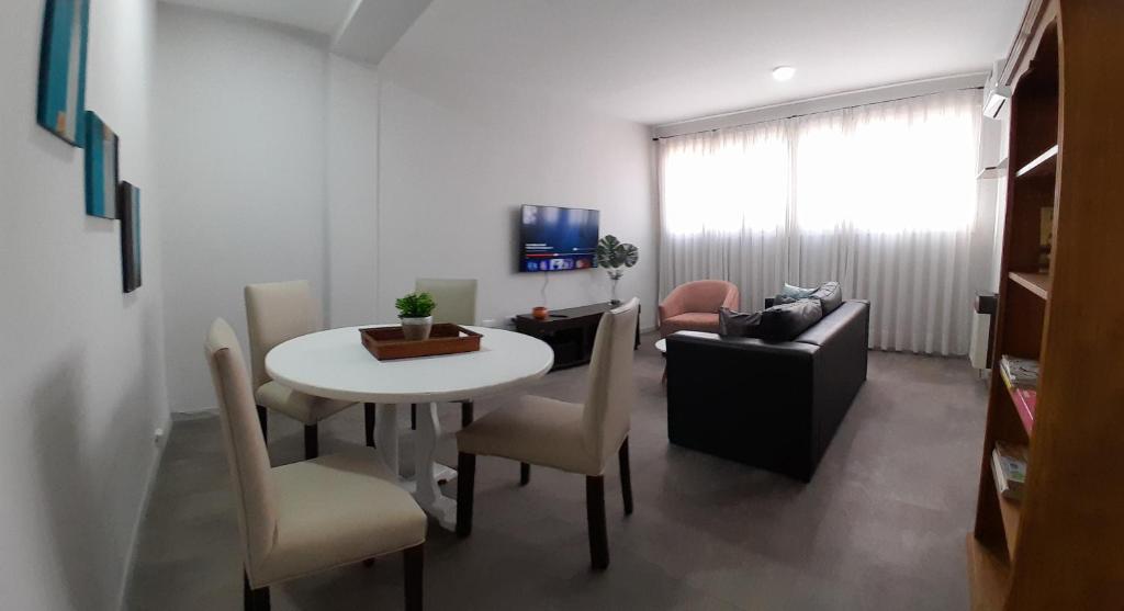 Lugares De Interes Como El Parque Ohiggins Y Alquiler Departamento Pleno Centro