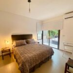 Sala estar y cocina totalmente equipada departamento argentina