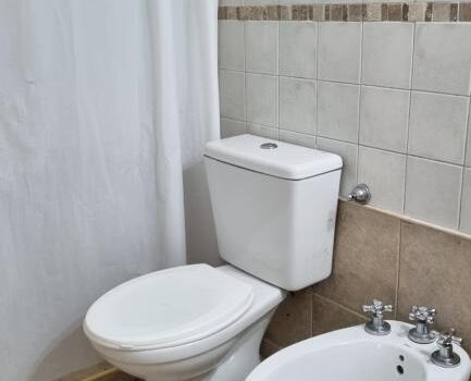 Sarmiento Con Una Ubicacion Inmejorable Servicios Excepcionales Y Alquiler Departamento Rivadavia 37